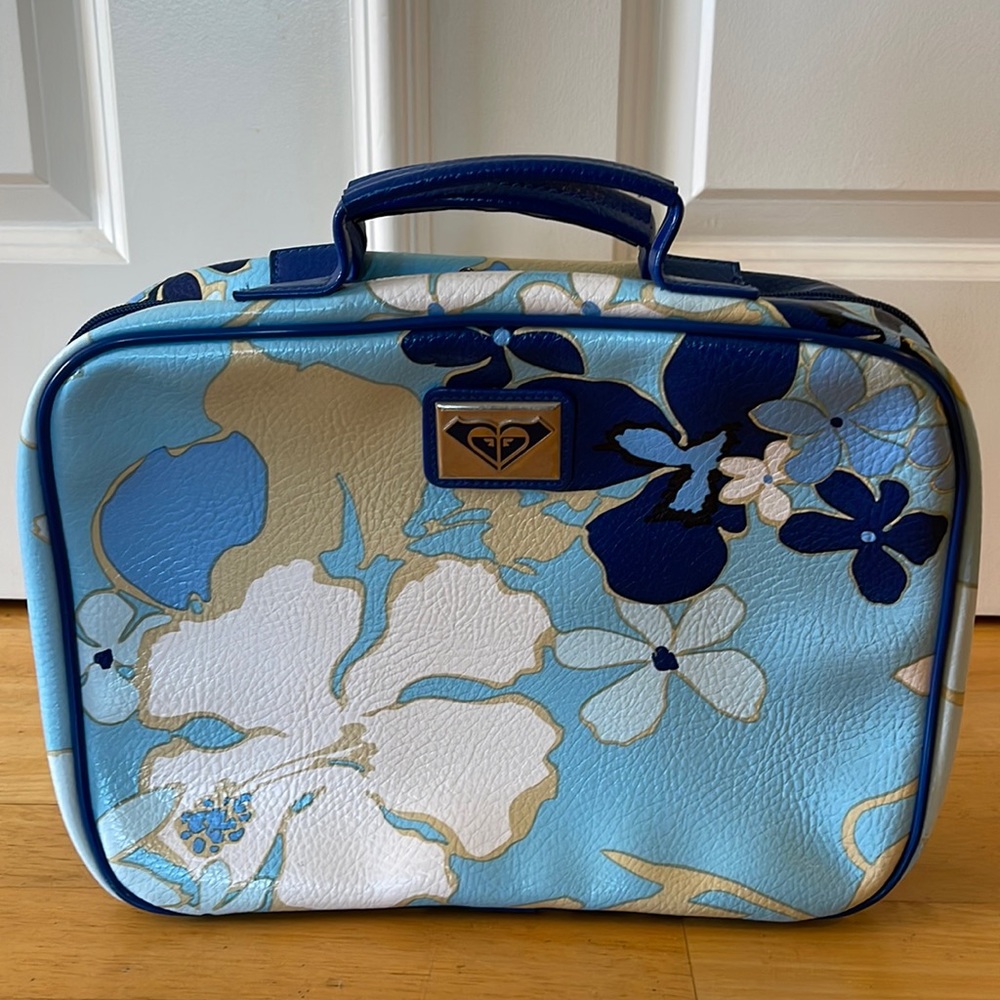 Roxy Vintage Cosmetic Travel Bag